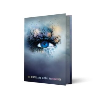 Cover image of Shatter Me Collector's Deluxe Limited Edition